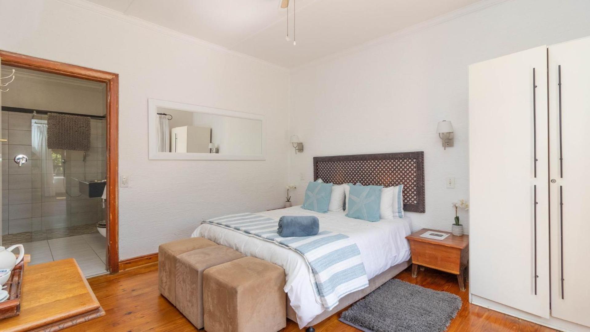 Queen Room