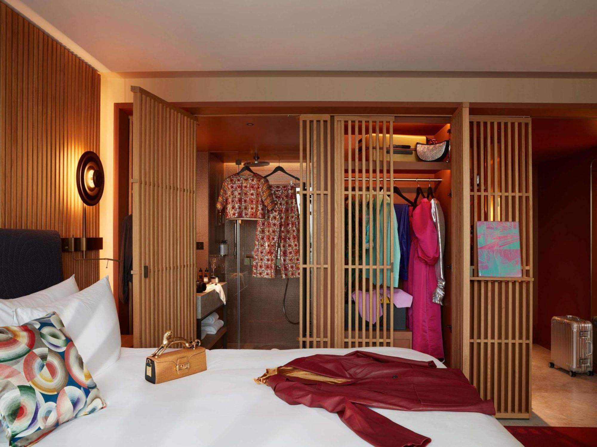 Iconic Paris Skyline room River Seine Eiffel Tower view