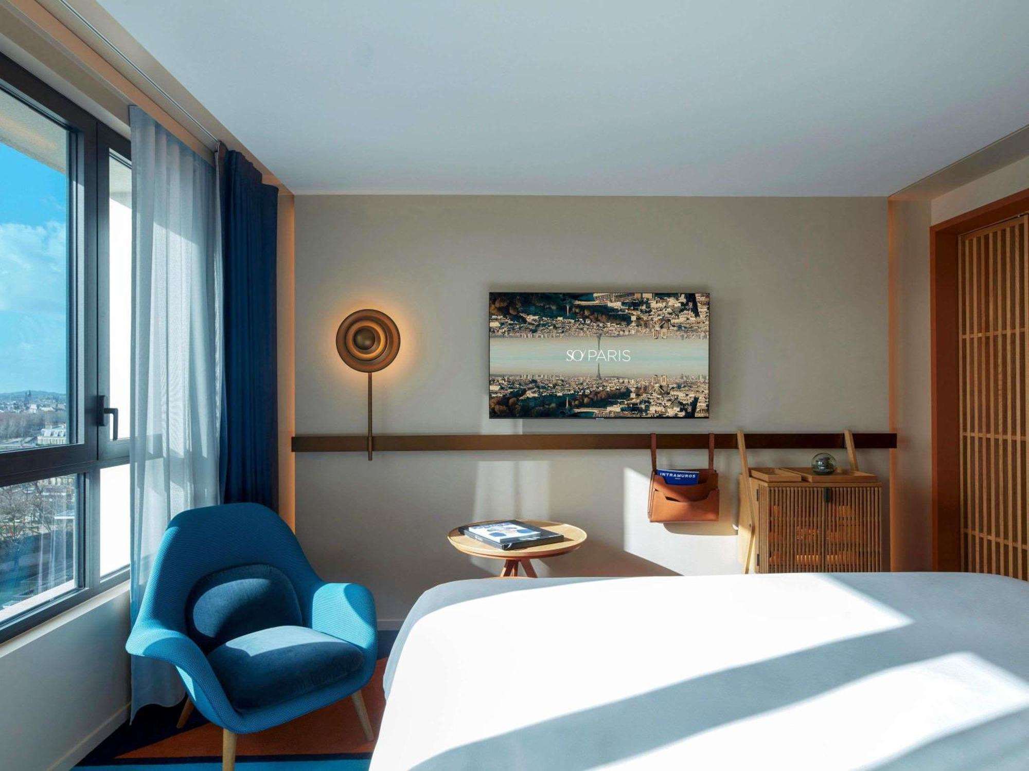 Iconic Paris Skyline room River Seine Eiffel Tower view