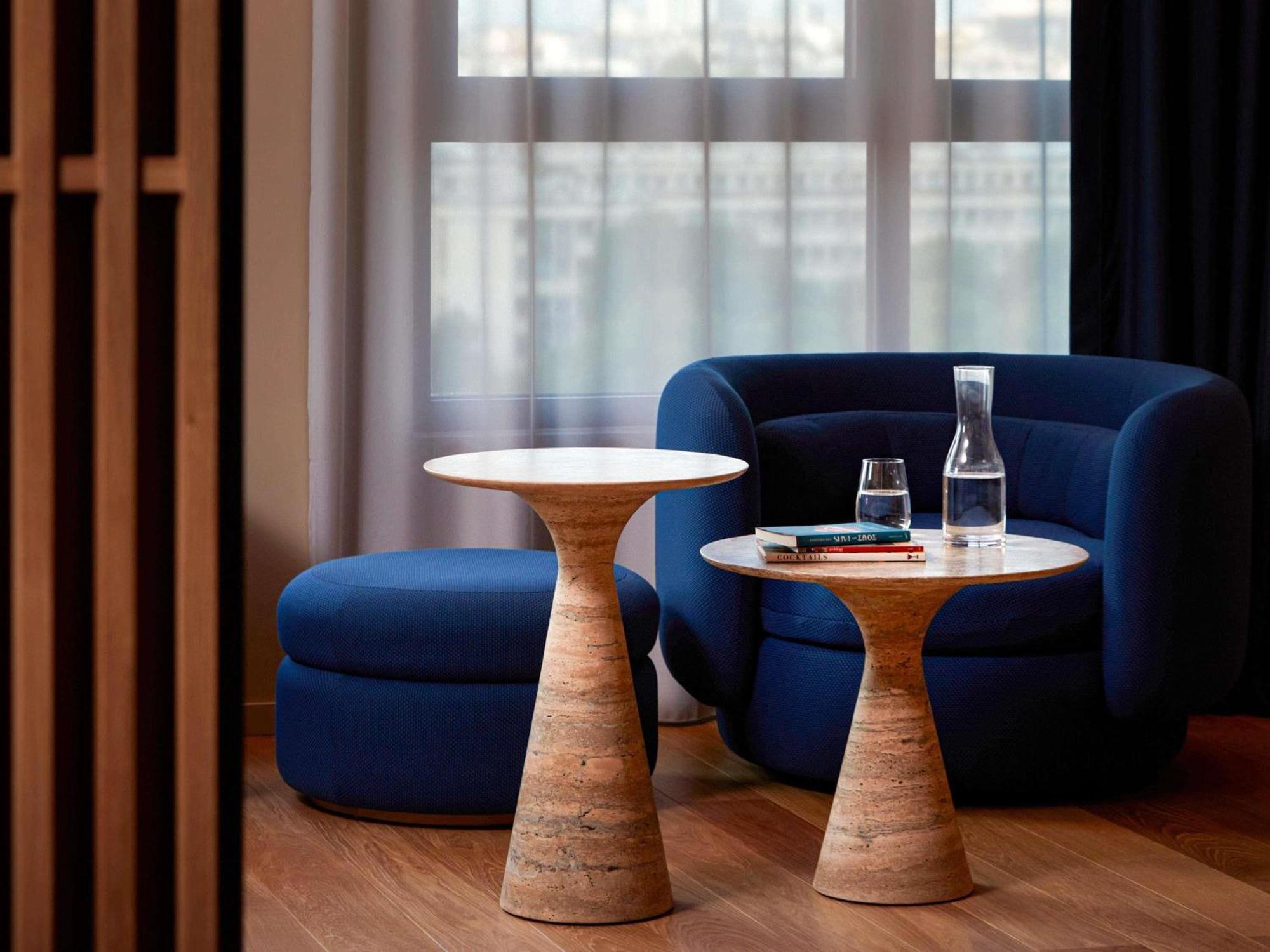 L'Atelier Corner Suite Paris rooftop view