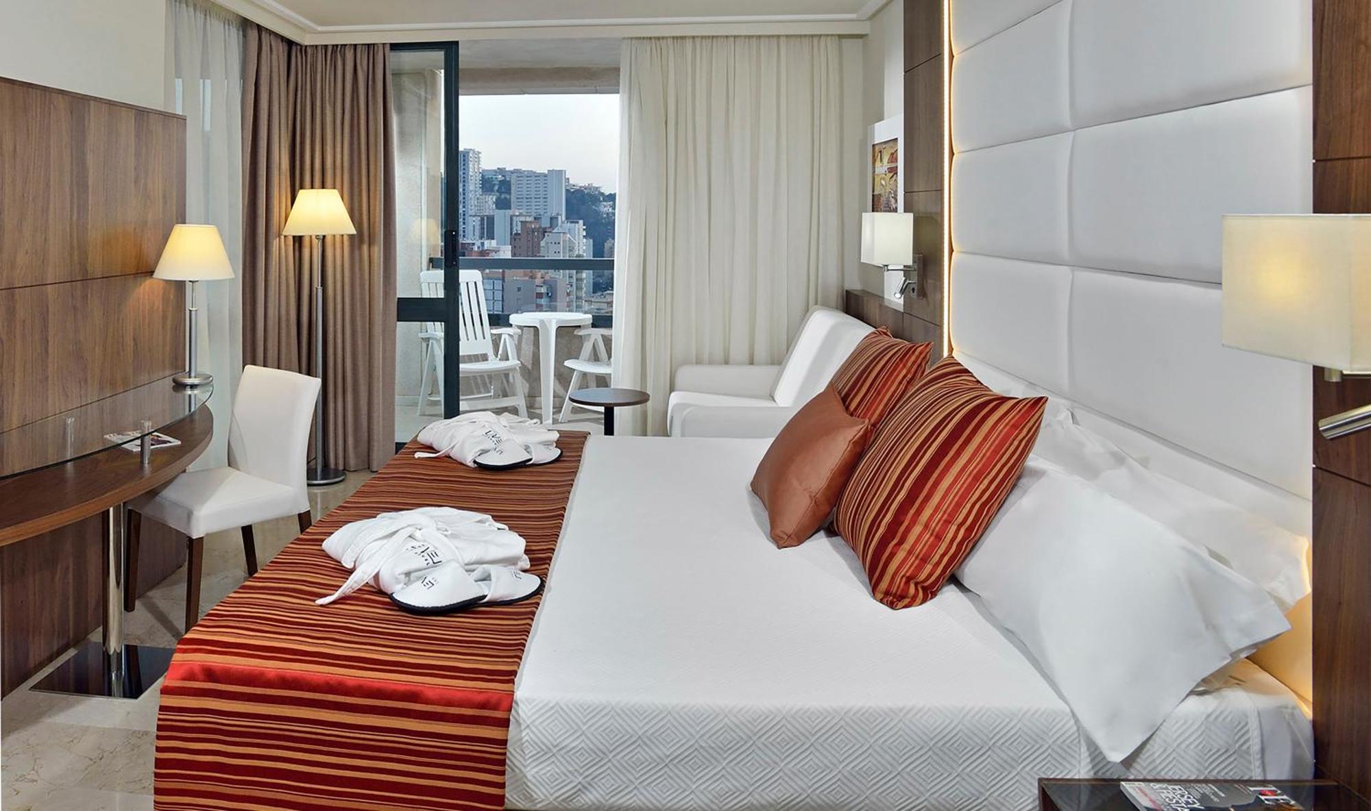 The Level Grand Premium Double Room Executive Lounge Access
