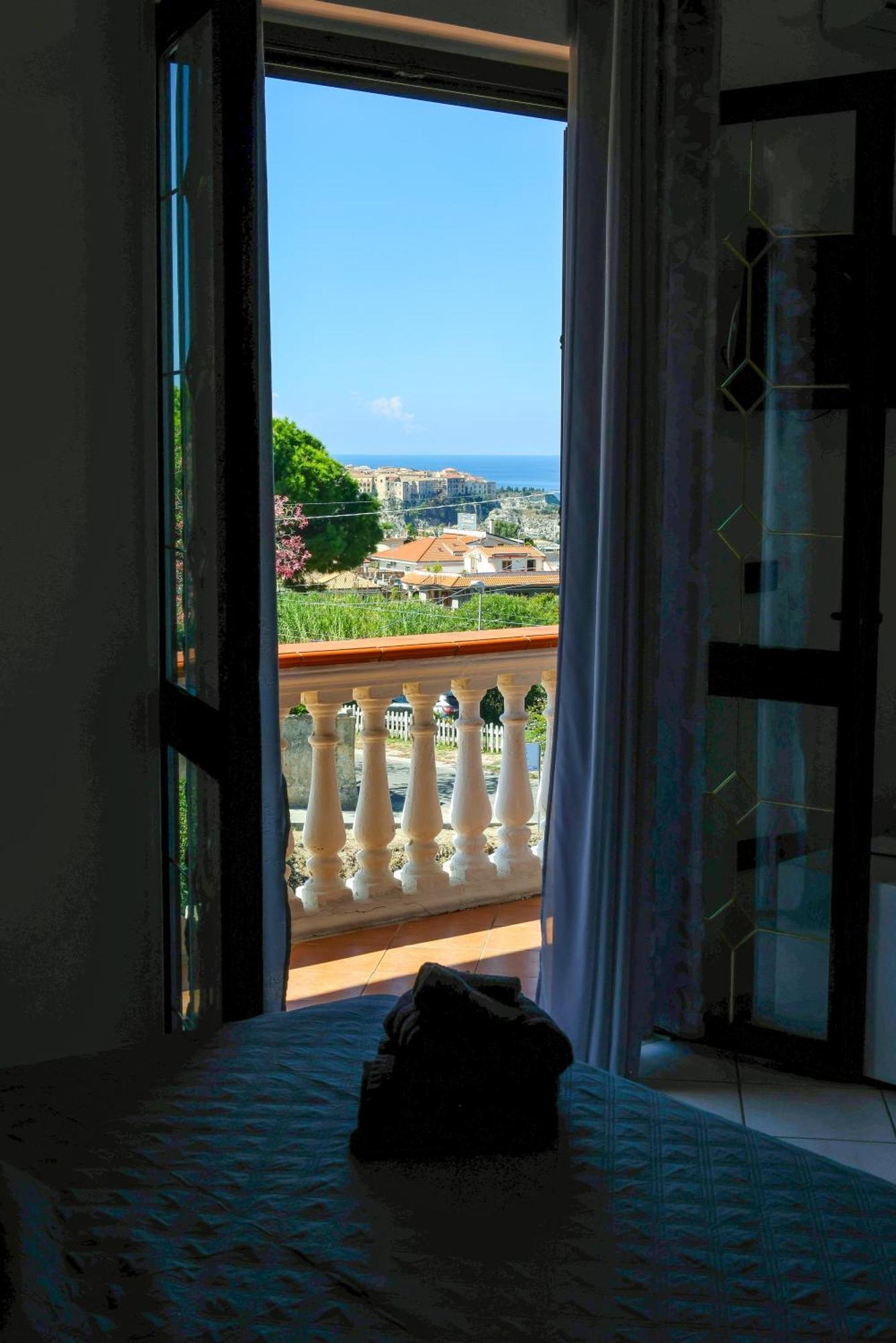 Triple Room Balcony
