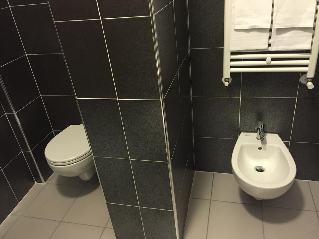 Triple Room,395746092:JPEG