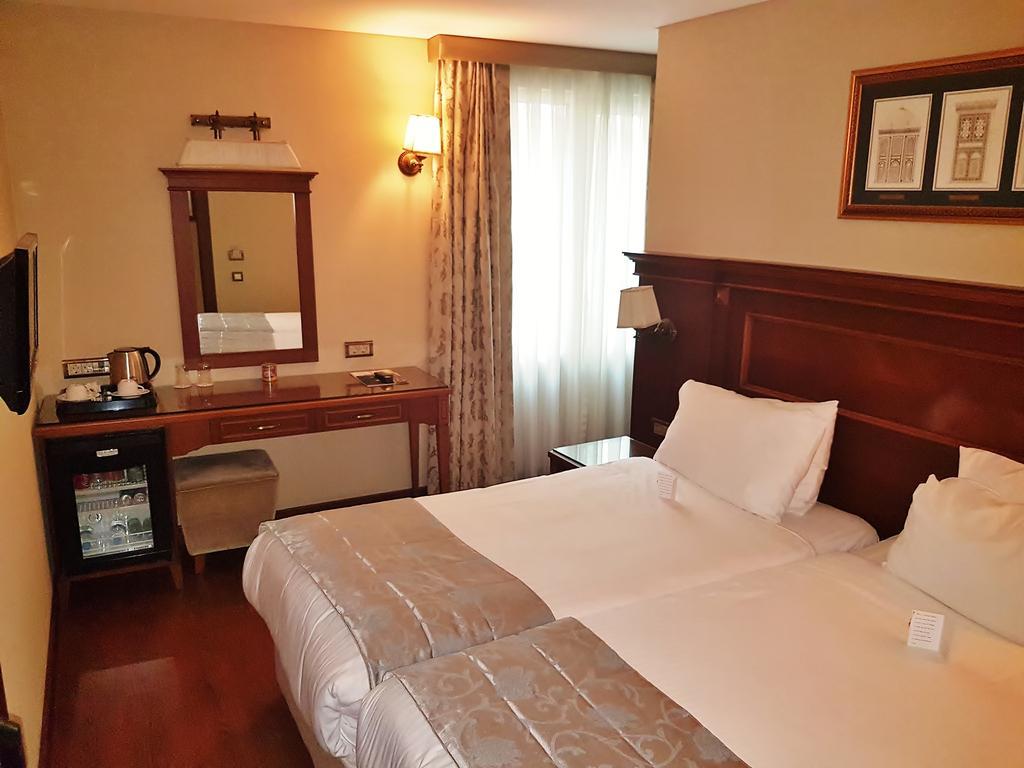 Economy Twin Room,672872211:JPEG