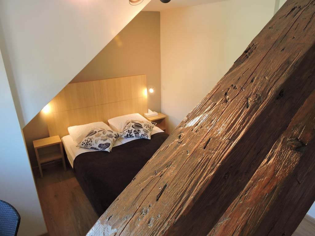 Double Room,265615309:JPEG