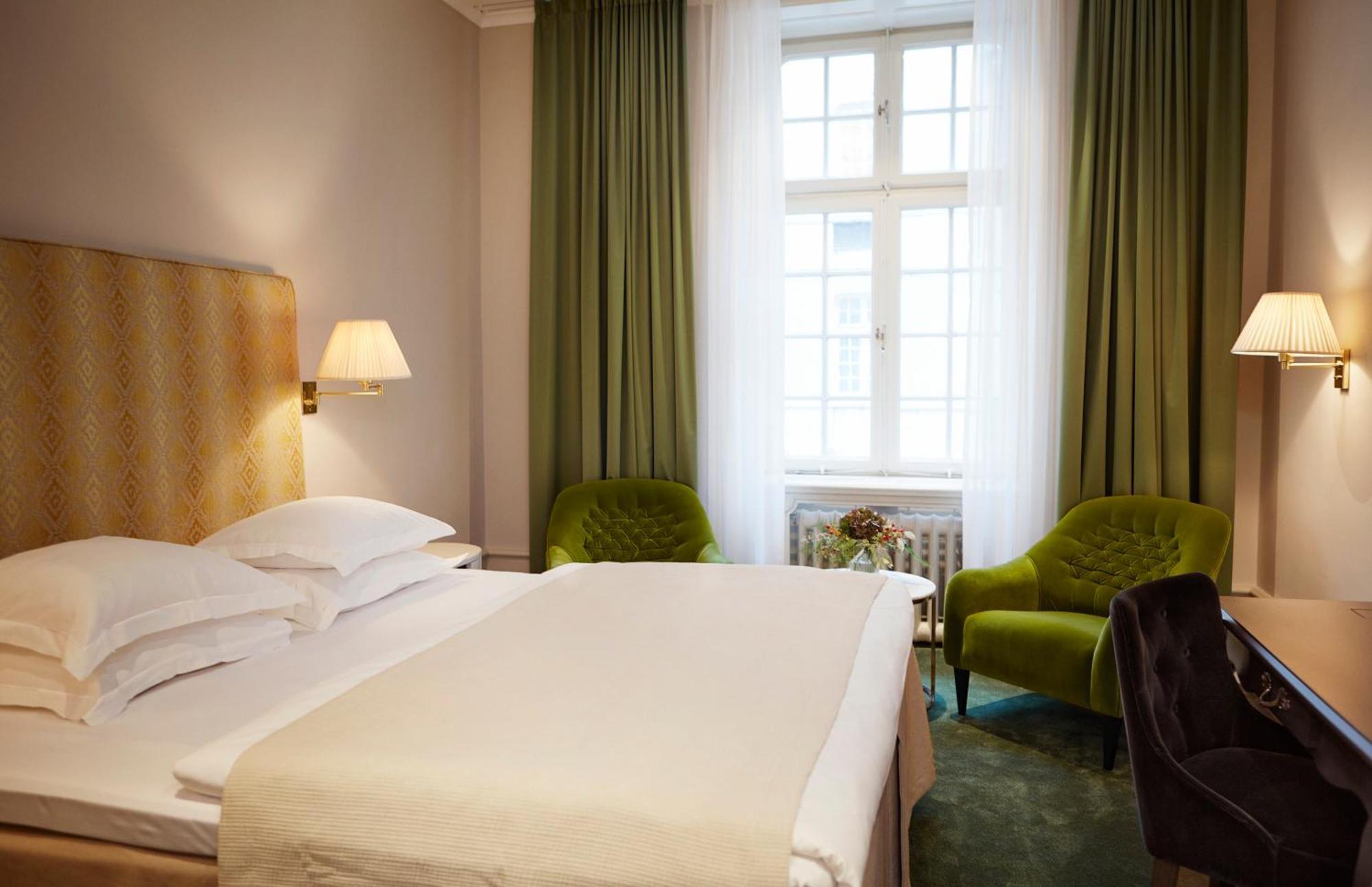Camera Standard