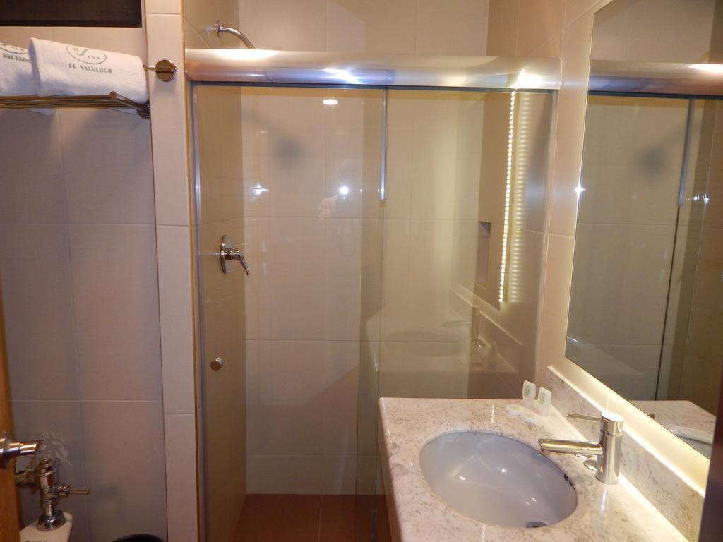 Standard Double Room,327447211:JPEG