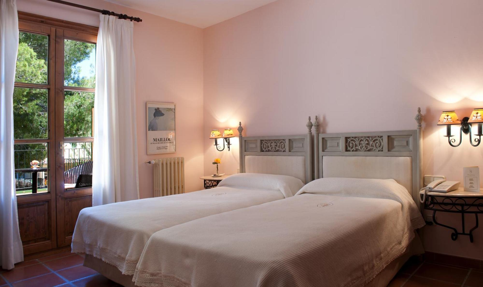 Double Room,370042105:JPEG