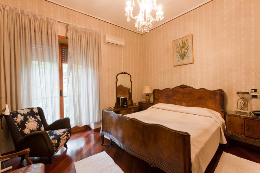 Deluxe Suite Spa Bath