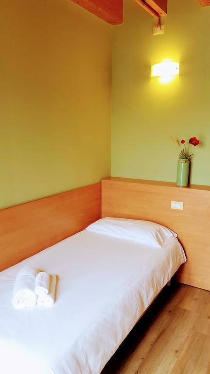 Single Room,396735435:JPEG
