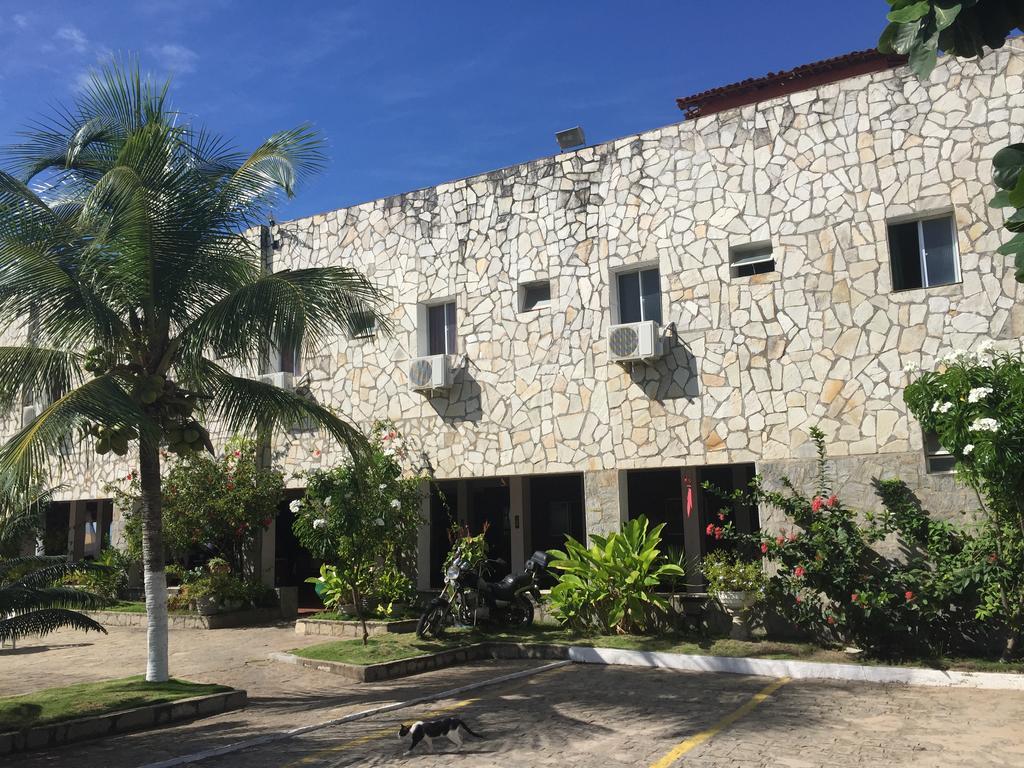 Quarto Triplo com Varanda ou Terraço