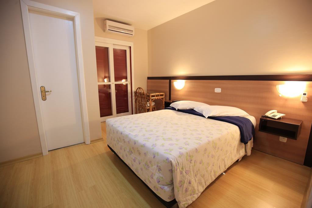 Standard Suite,1154248533:JPEG