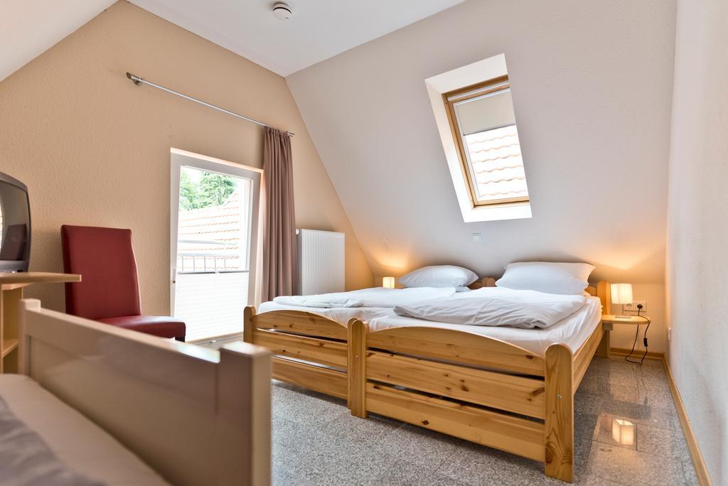 Double Room,422232069:JPEG