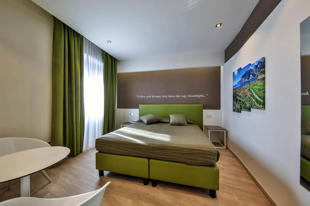 Standard Double or Twin Room Garden View,697853541:JPEG