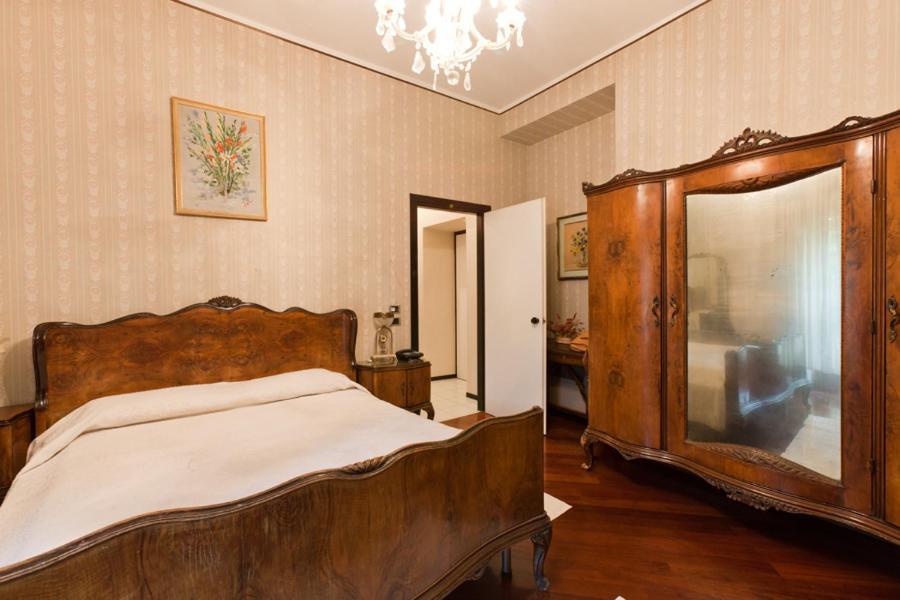 Deluxe Suite Spa Bath