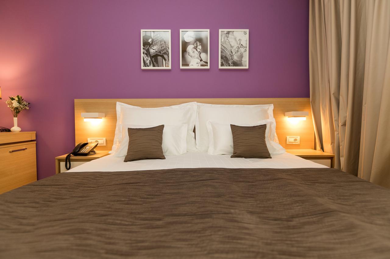 Superior Deluxe Double or Twin Room