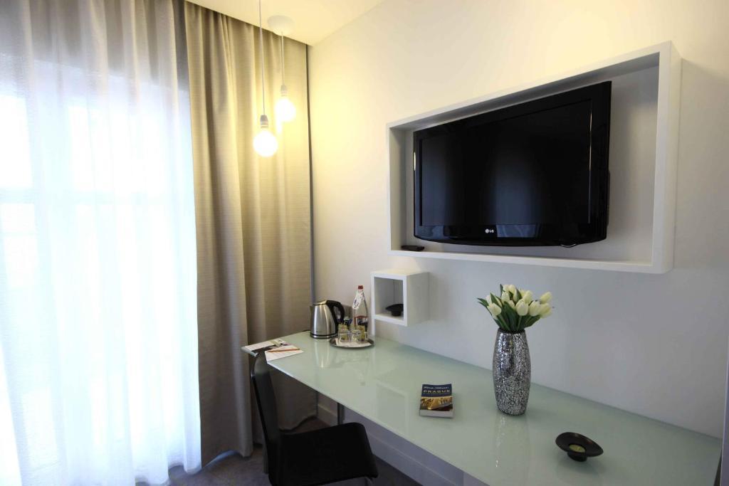 Superior Double or Twin Room,63007612:JPEG