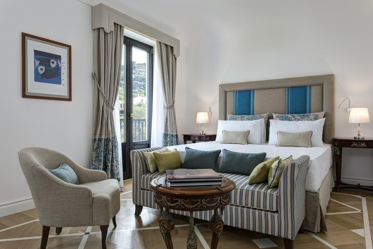 Quarto Superior com Cama de Casal ou 2 de Solteiro, Vista do Jardim e Varanda