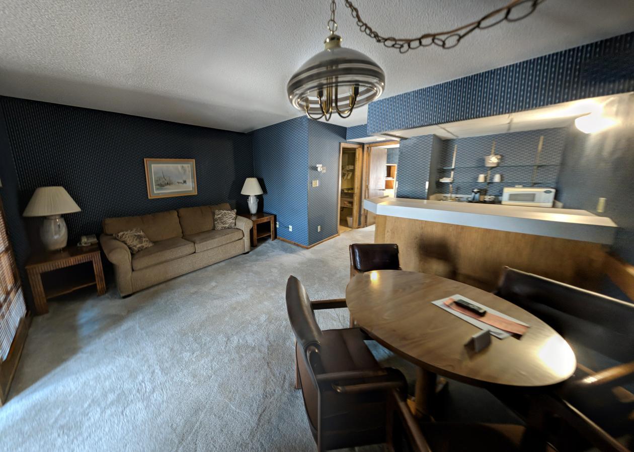 Queen Suite Sofa Bed,643316259:JPEG