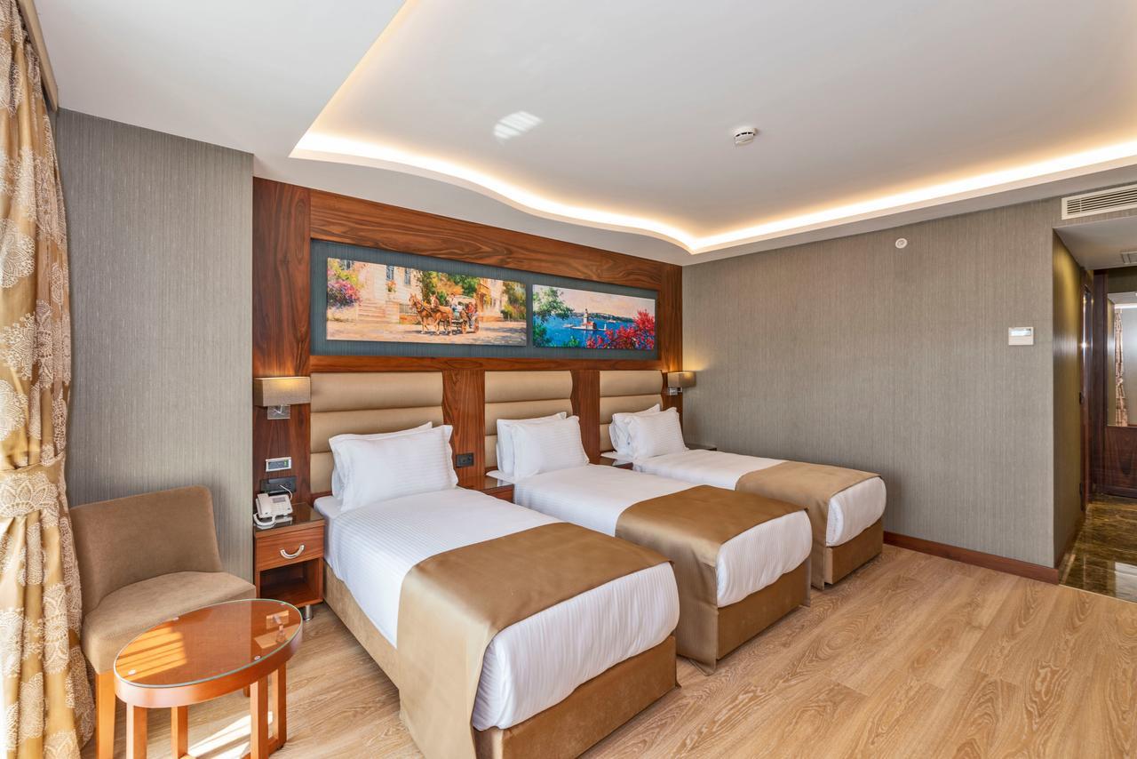 Deluxe Family Room,644953491:JPEG