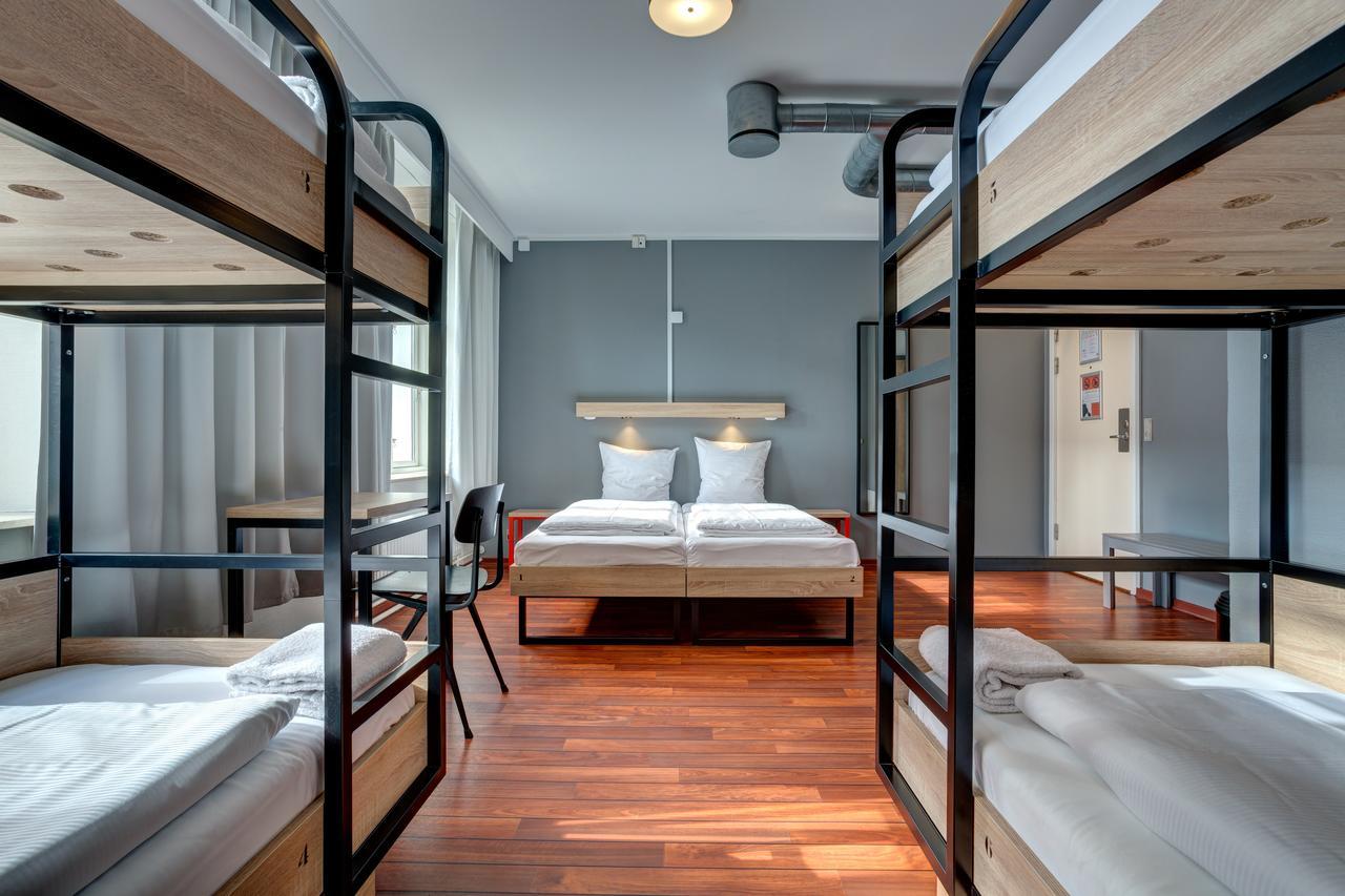 5-Bed Room