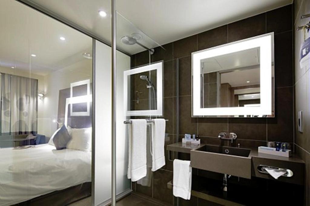 Executive Queen Room,65006242:JPEG