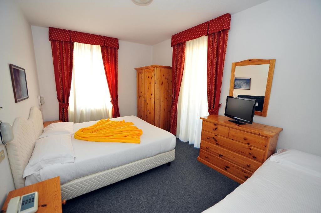 Triple Room,72243230:JPEG