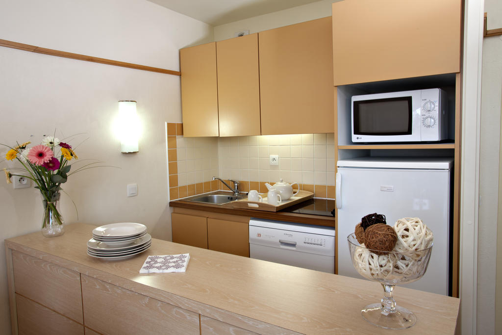 One-Bedroom Apartment,510218952:JPEG