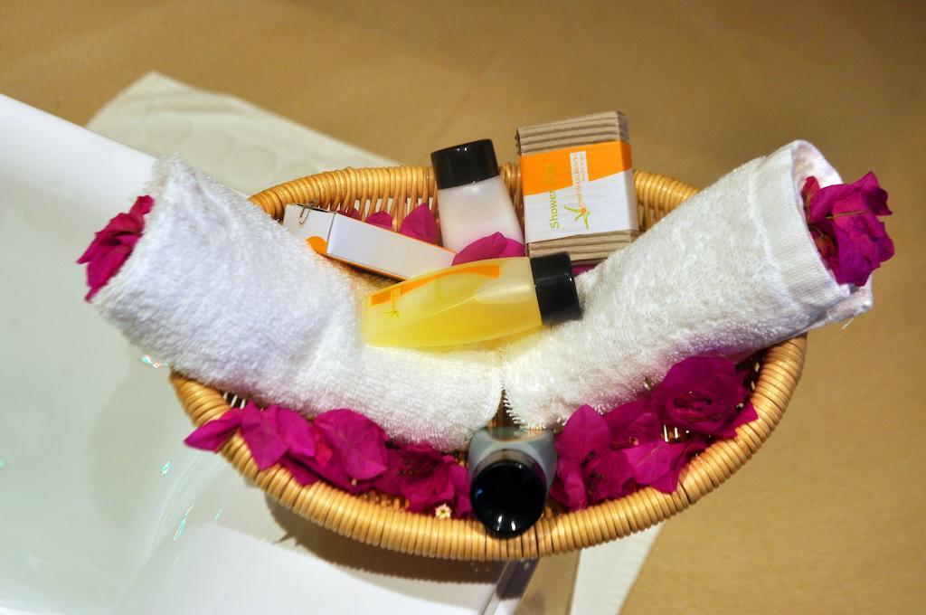 Deluxe Double Room with Balcony. 20% discount on spa treatments,1442073235:JPEG