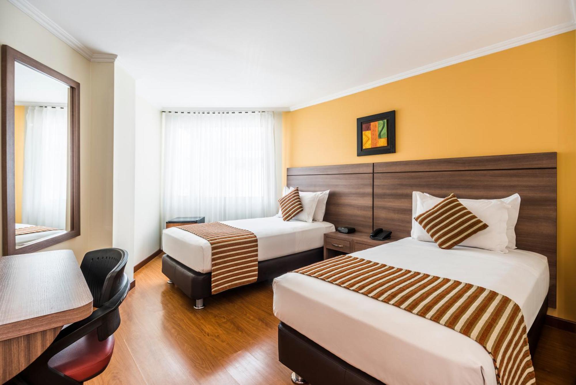 Standard Twin Room,688632150:JPEG