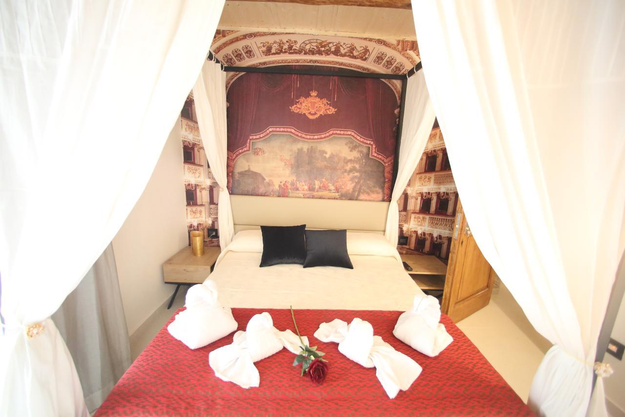 Deluxe Double Room Spa Bath