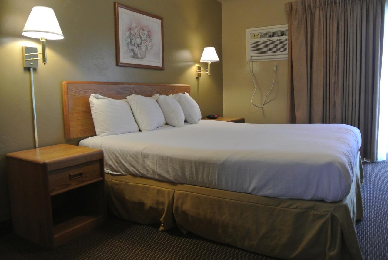 King Room,695935533:JPEG