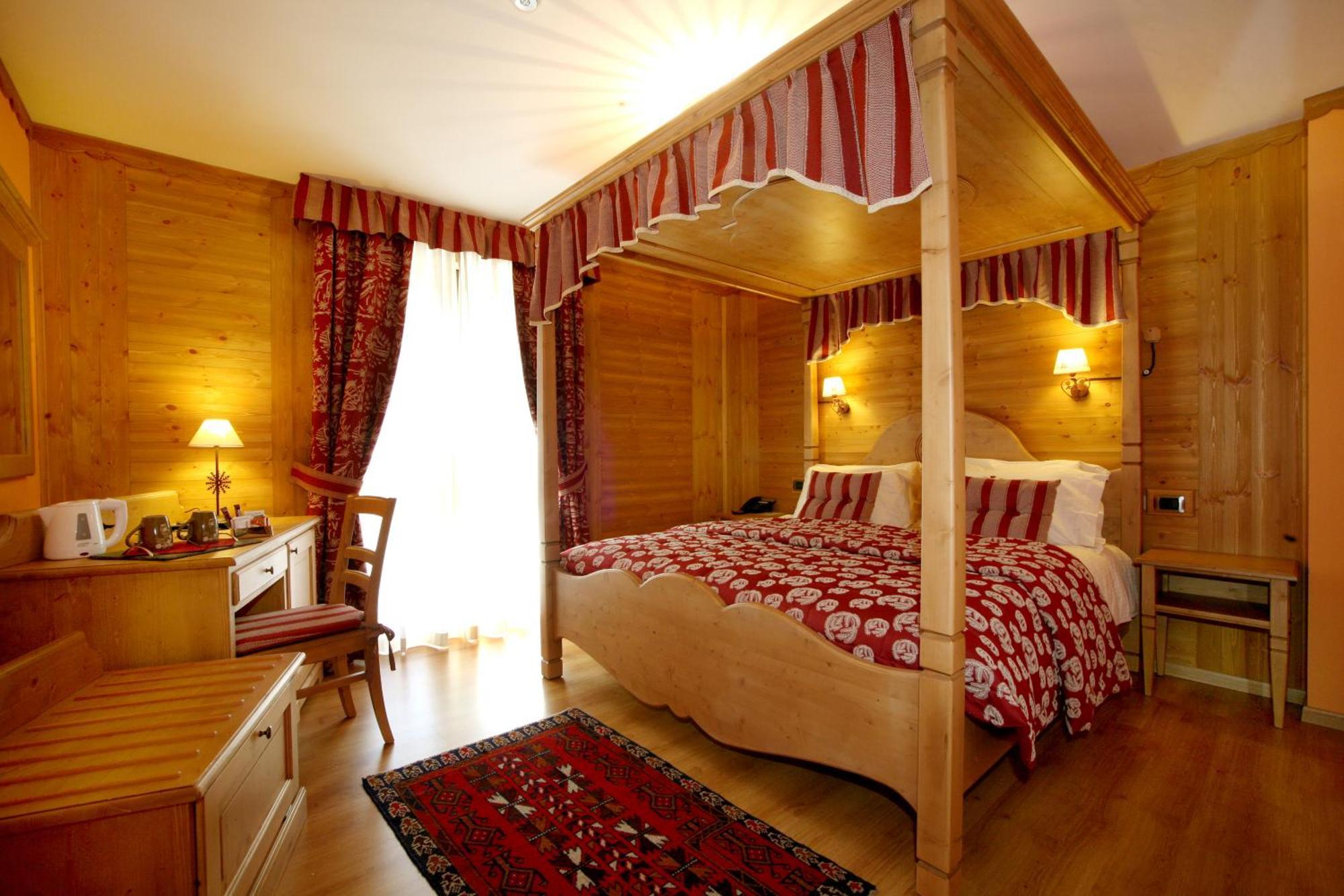 Superior Double Room,700781629:JPEG