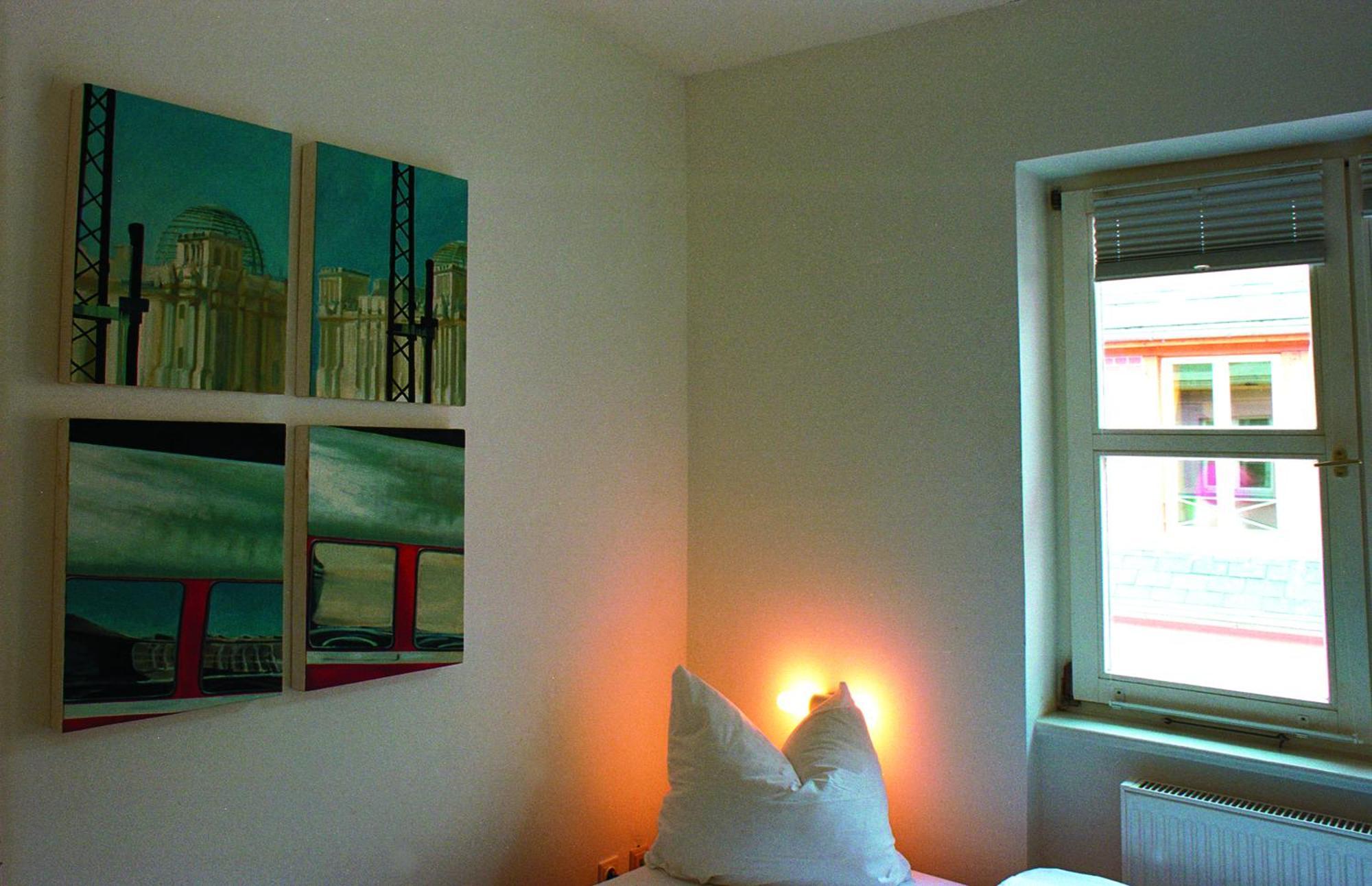 Single Room,56771977:JPEG