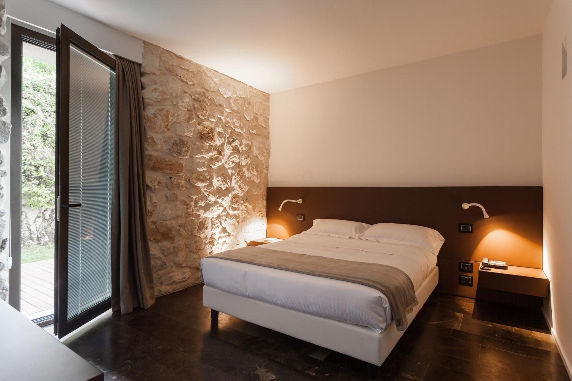 Superior Double or Twin Room Patio