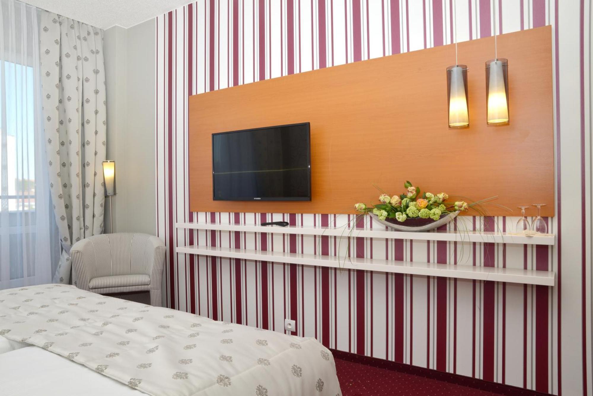 Premium Double or Twin Room Access to public Relax Centre