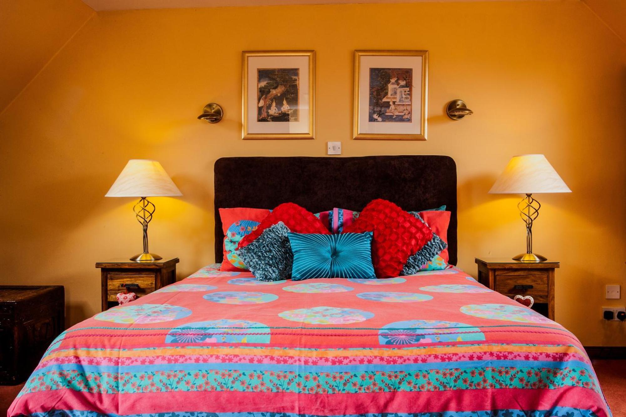 Large Double Room,33526753:JPEG