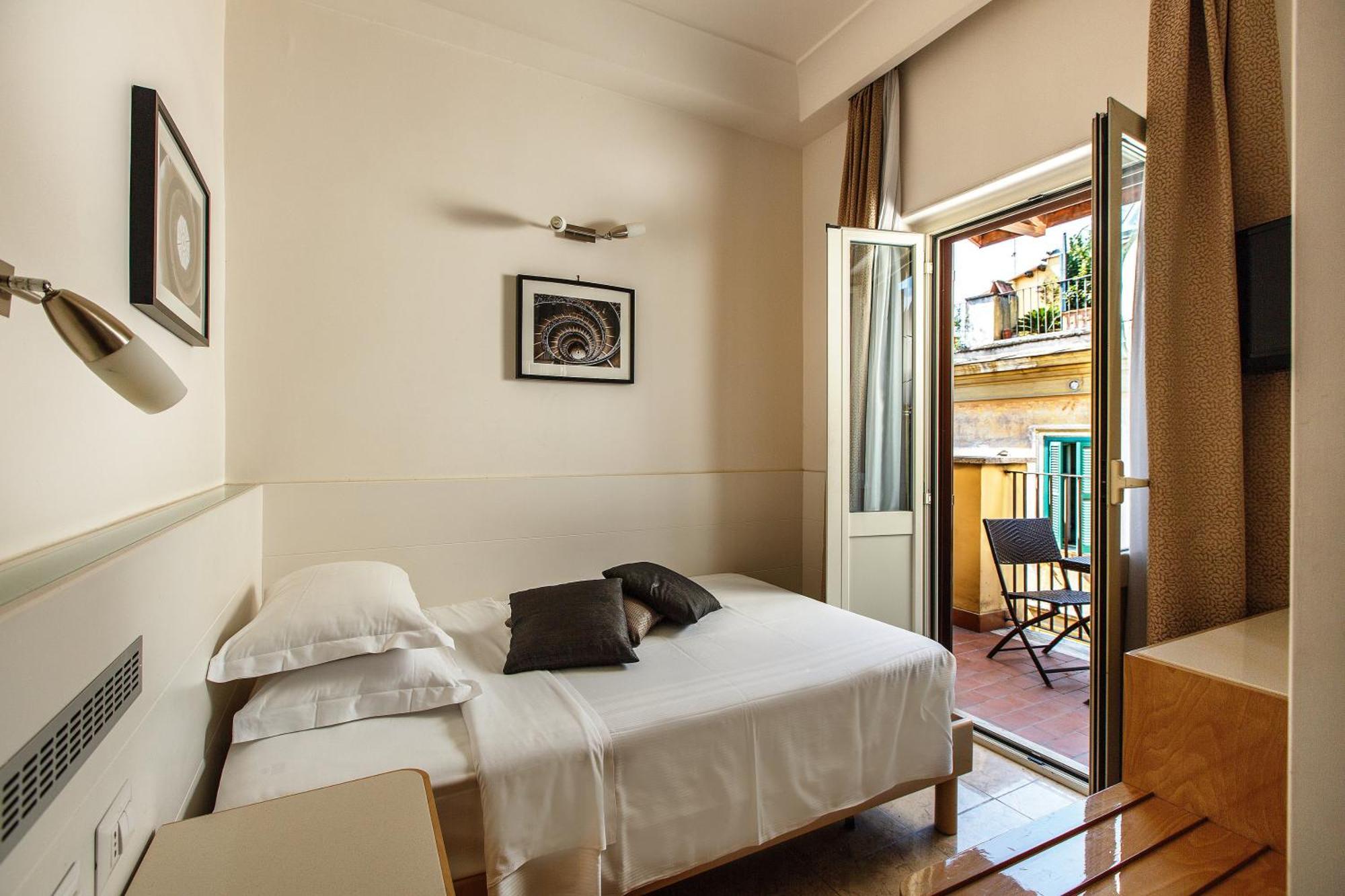 Single Room Balcony,707668573:JPEG