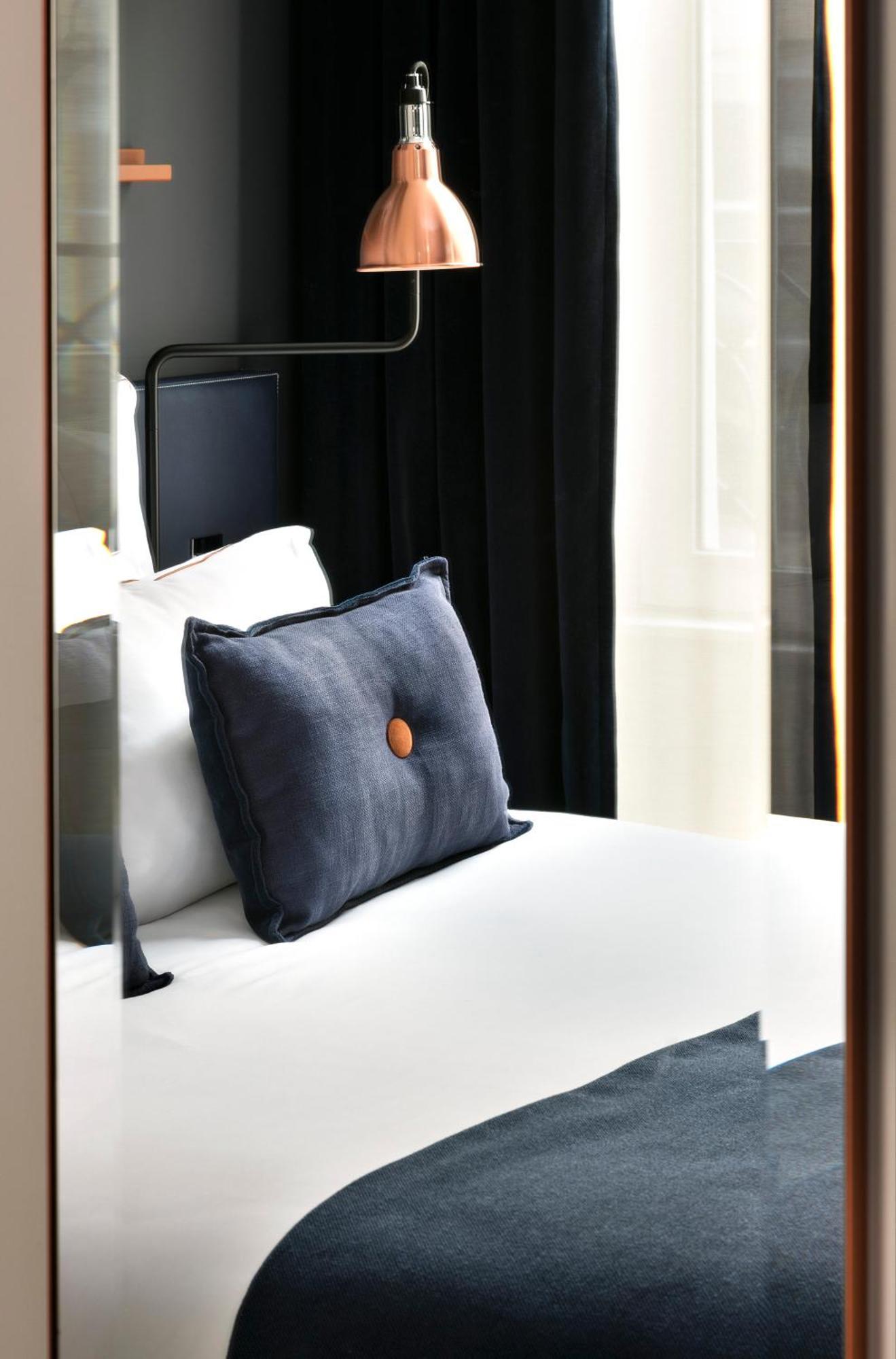 Single Room,1208685004:JPEG