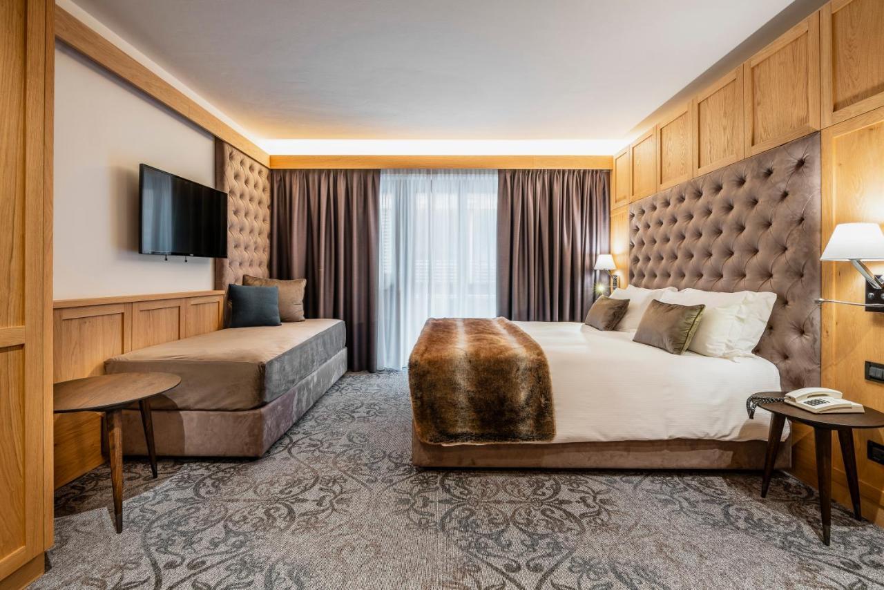 Deluxe Suite,1209487645:JPEG