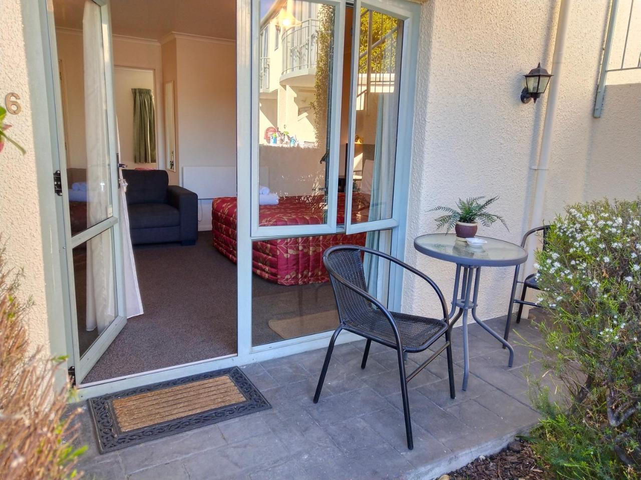 One-Bedroom Superior Apartment,1588123447:JPEG