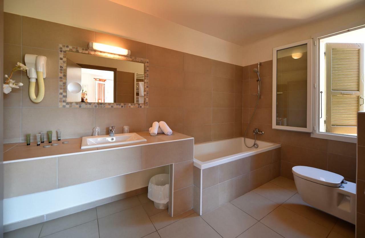 Triple Room,1742755786:JPEG