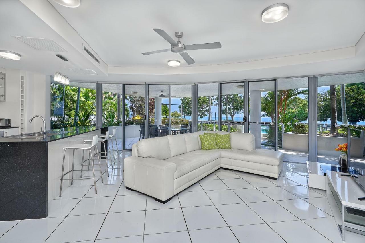Three Bedroom Apartment Pool Access Penthouse