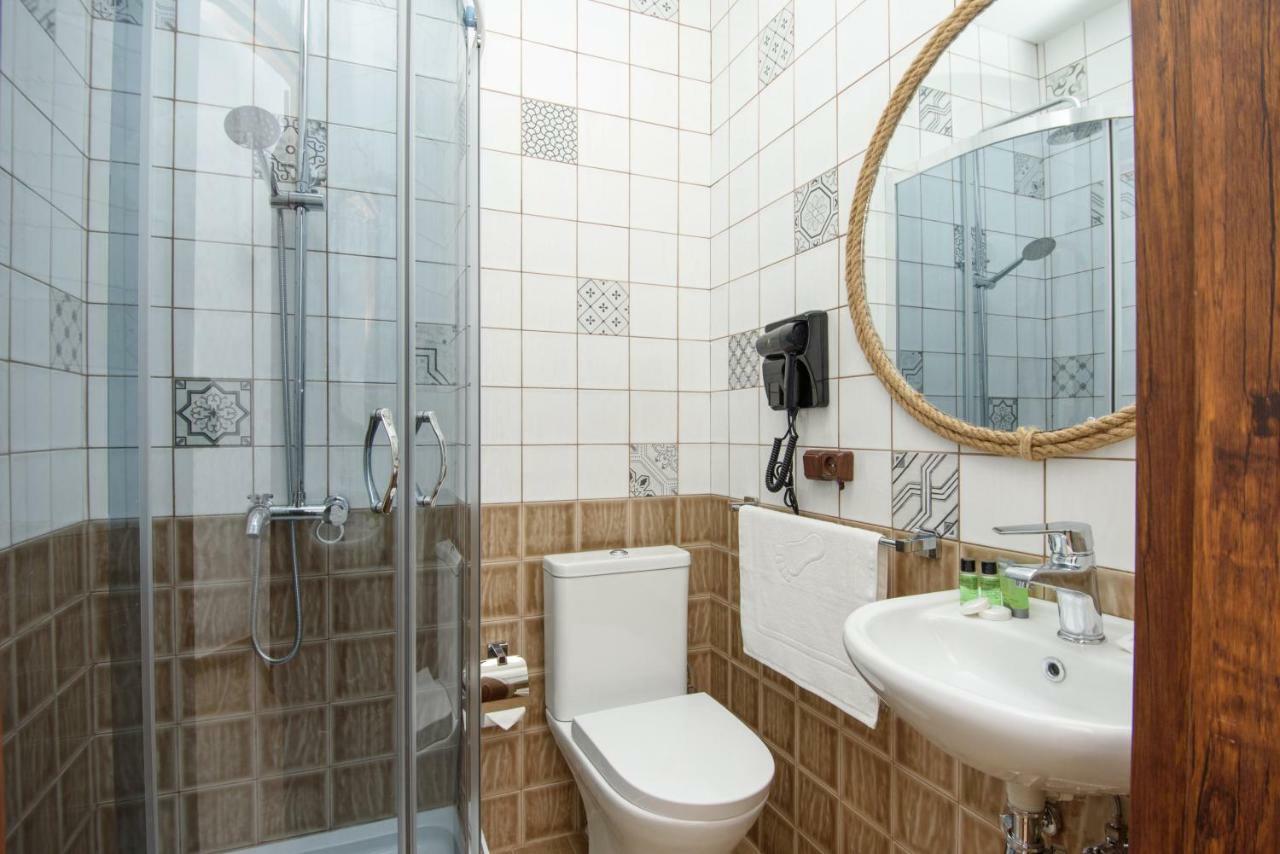 Economy Double or Twin Room