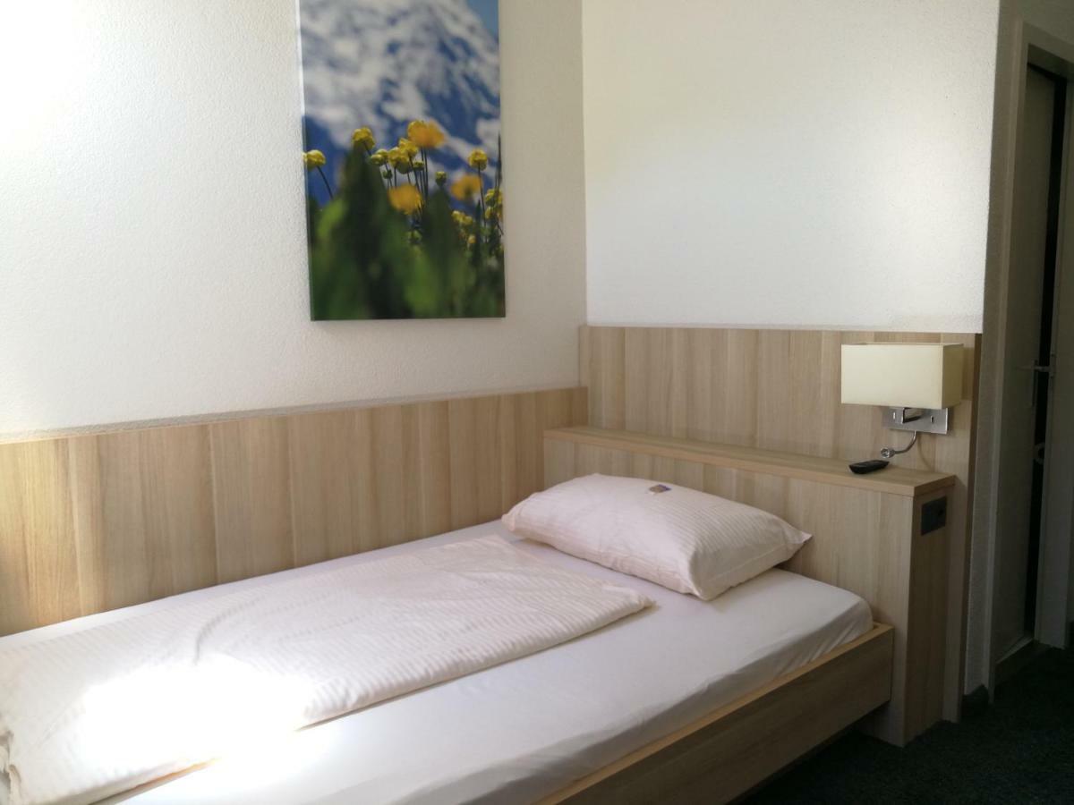 Standard Twin Room Air Conditioning,995811472:JPEG