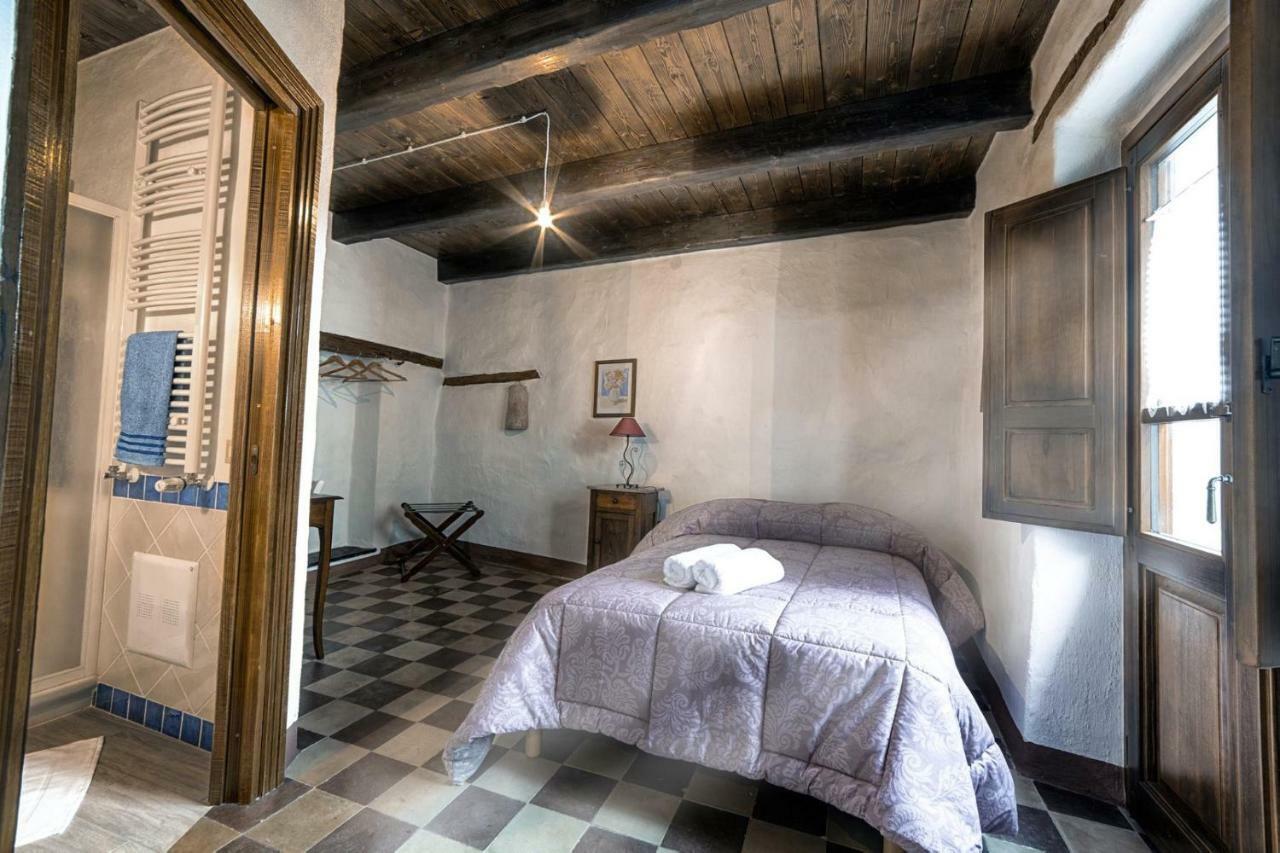 Double Room,850657883:JPEG