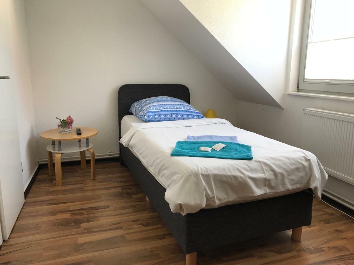 Single Room,856861100:JPEG