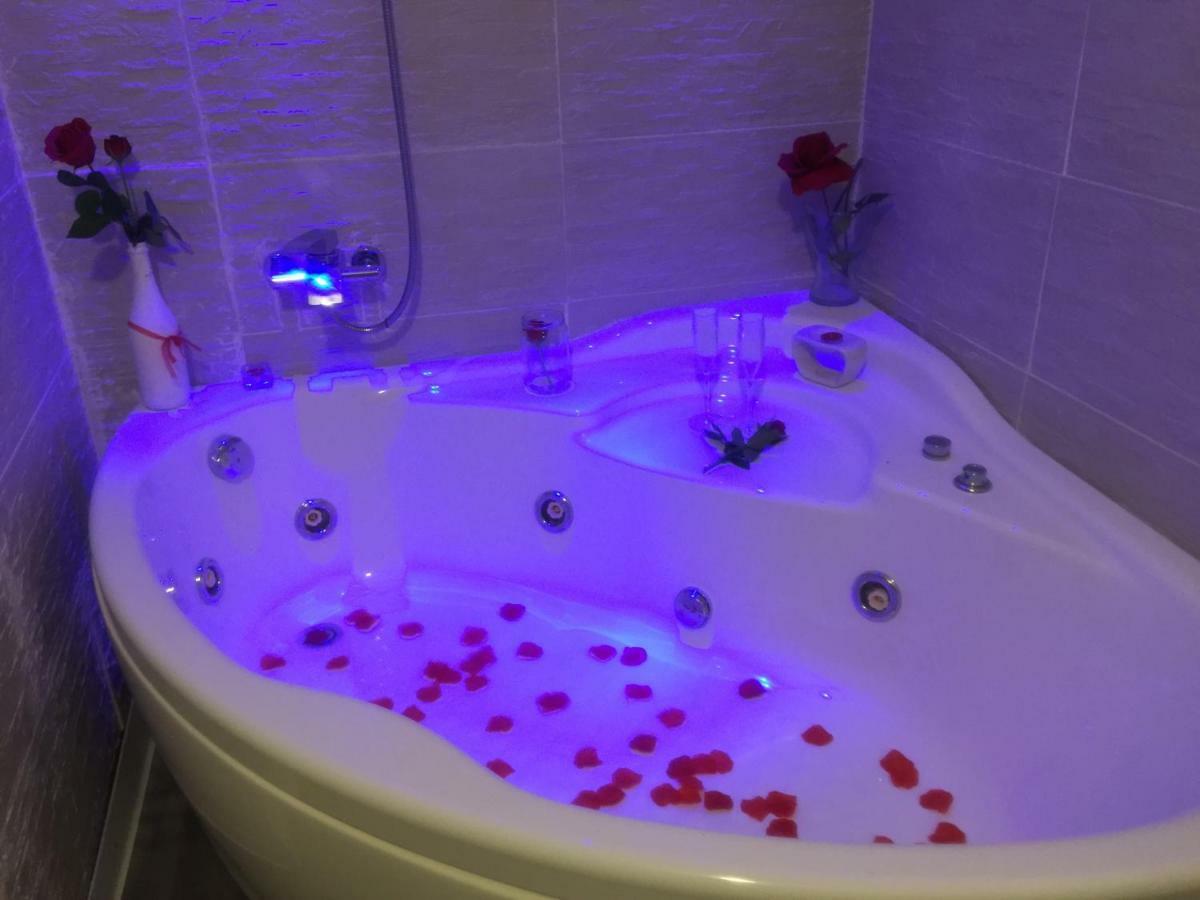 Double Room Spa Bath