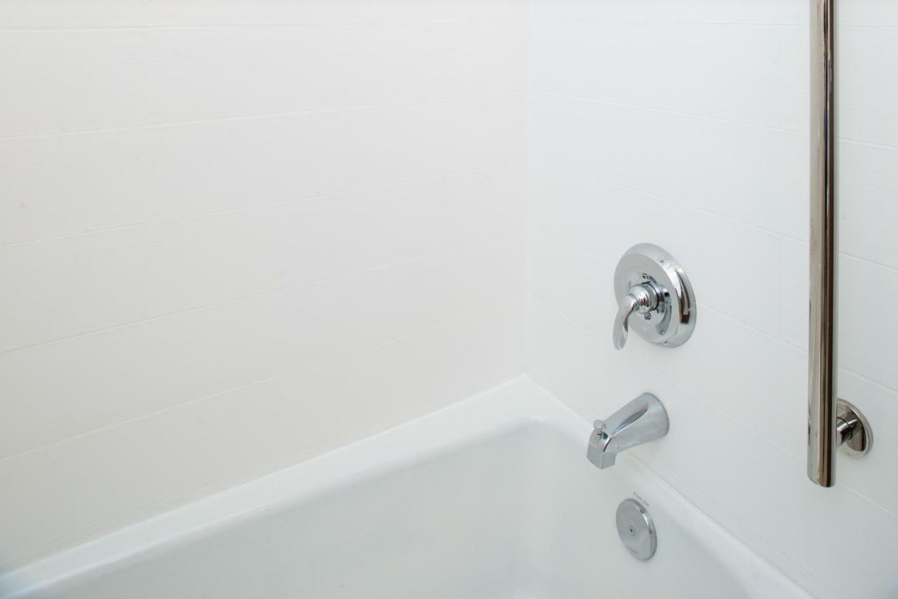 Standard King Room,1287300142:JPEG