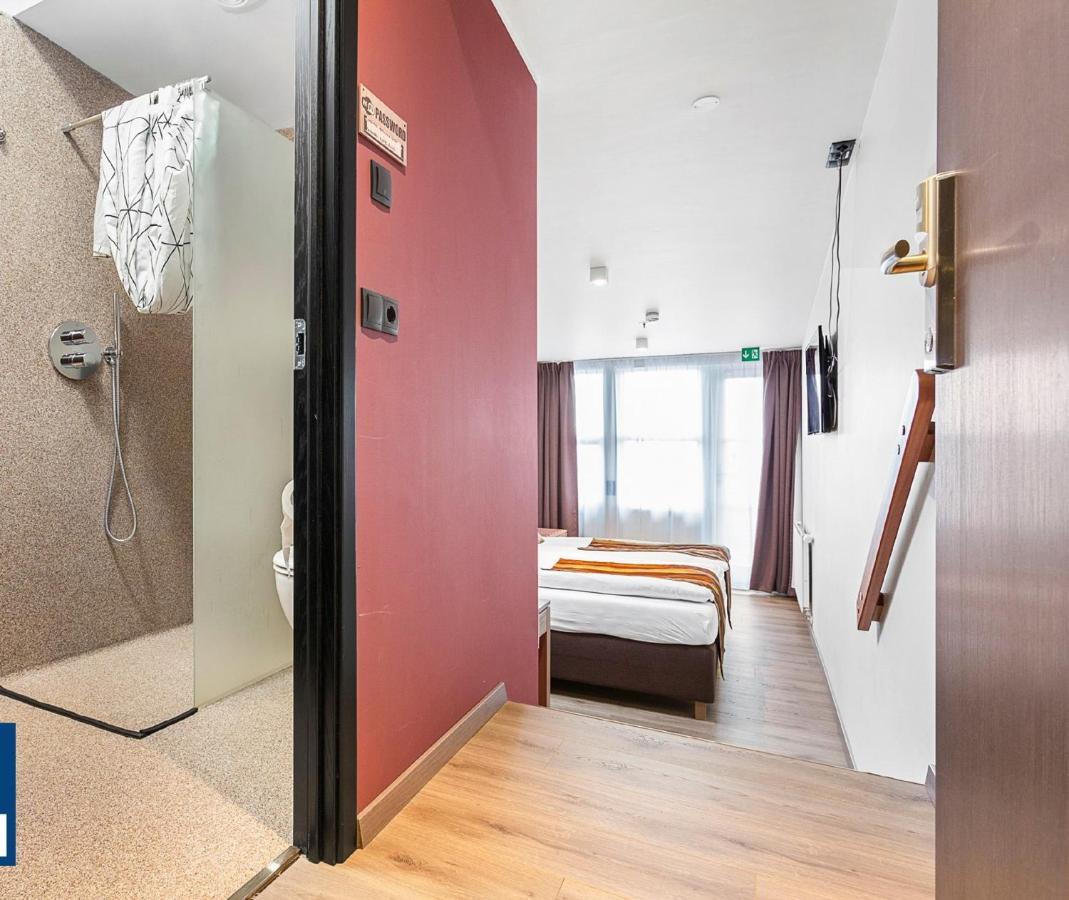 Double or Twin Room Sea View